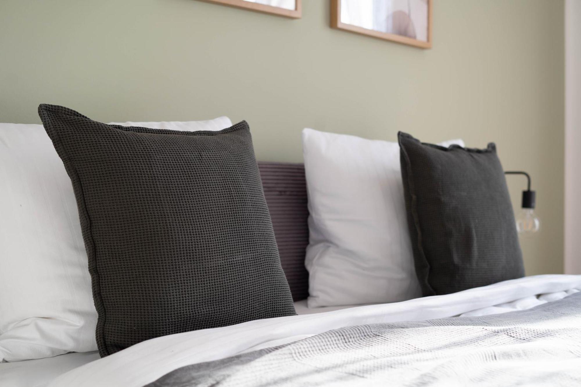Schoene Apartments In Der Innenstadt I Home2Share Osnabrück Екстериор снимка